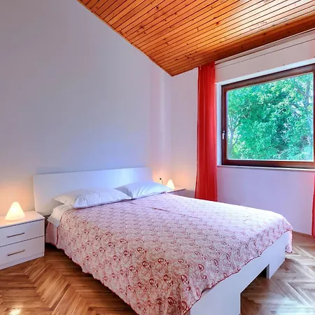Apartment Ana-2 By Interhome